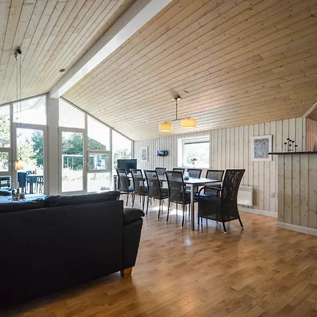 Pet Friendly In Romo With Kitchen