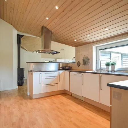 펜션 Pet Friendly In With Kitchen Romo