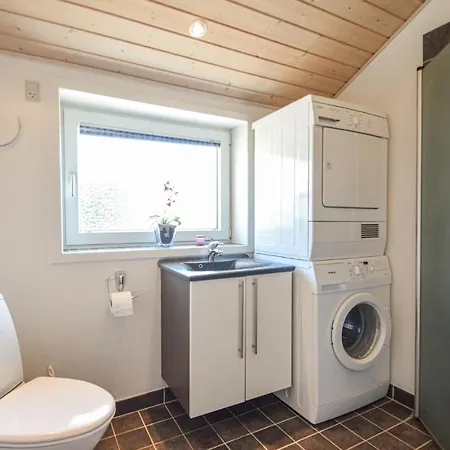 Pet Friendly In With Kitchen Rømø